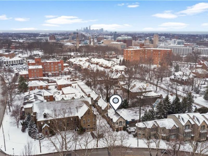 2425 Derbyshire Court , Unit B4-C, Cleveland Heights, OH 44106 Photo 32