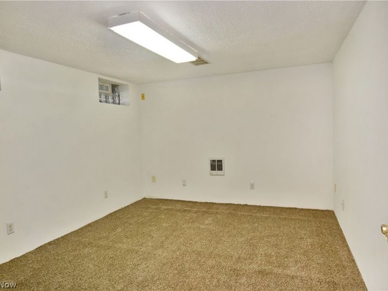 6883 Palmyra Road SW, Warren, OH 44481 Photo 38