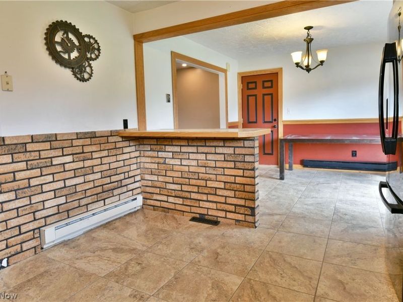 6883 Palmyra Road SW, Warren, OH 44481 Photo 9