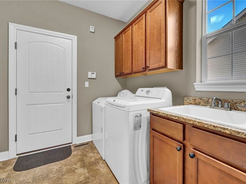 4044 Hedgewood Drive , Medina, OH 44256 Photo 16