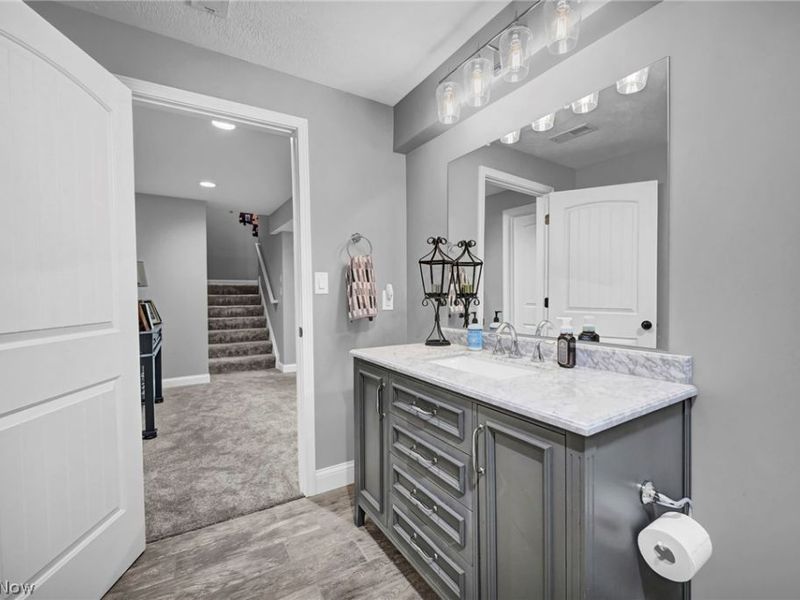 4044 Hedgewood Drive , Medina, OH 44256 Photo 24