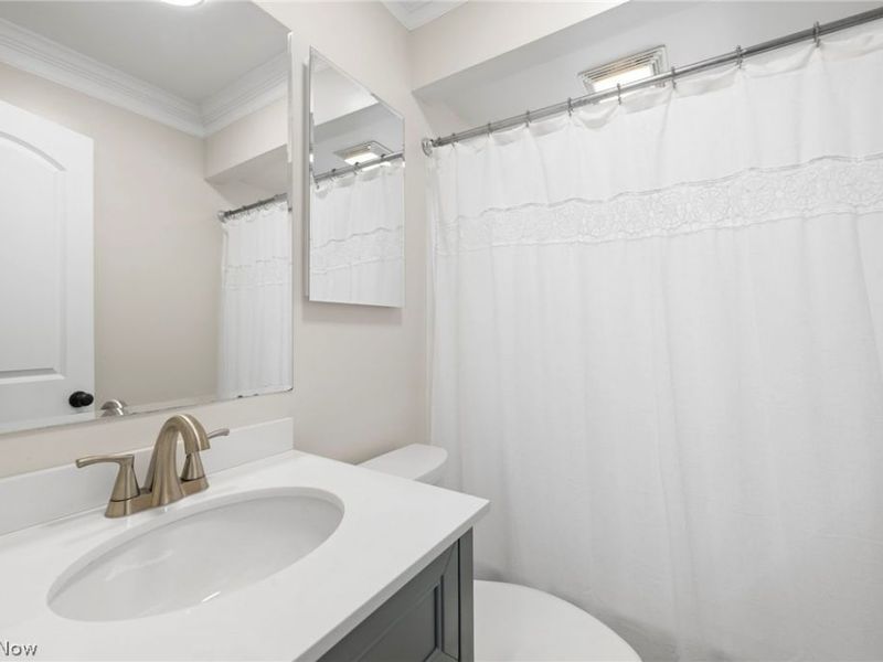 2640 Lost Nation Road , Willoughby, OH 44094 Photo 16