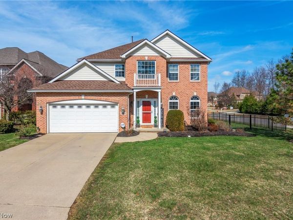 33958 Crown Colony Drive , Avon, OH 44011