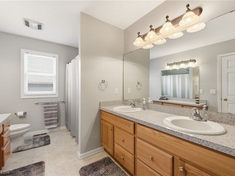 33958 Crown Colony Drive , Avon, OH 44011 Photo 36