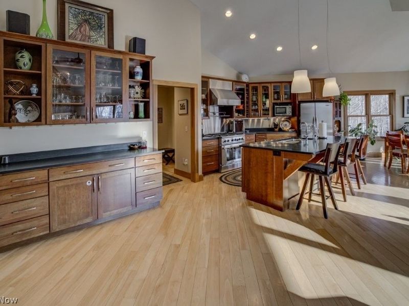 2832 State Route 82 , Aurora, OH 44202 Photo 6