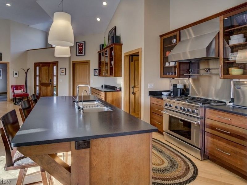 2832 State Route 82 , Aurora, OH 44202 Photo 8