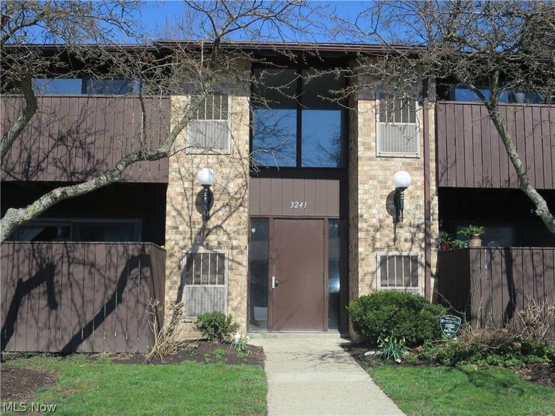3241 Mayfield Road , Unit 7, Cleveland Heights, OH 44118 Photo 1