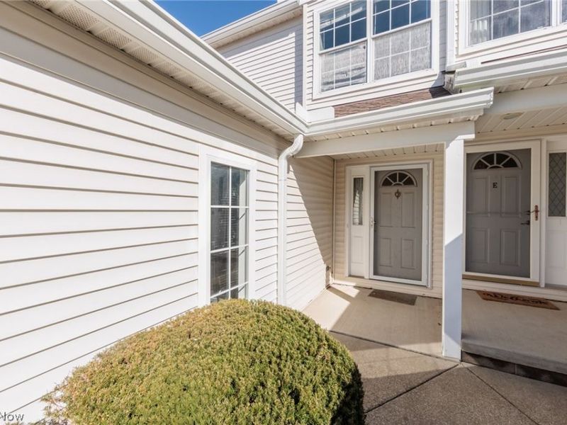 9415 Preakness Drive , Unit D, Northfield, OH 44067 Photo 3