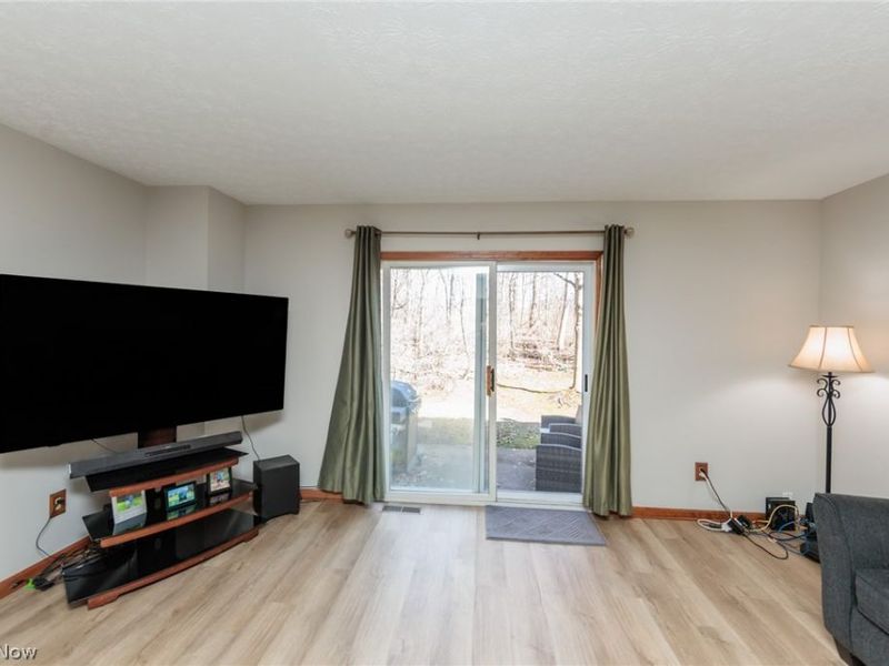 9415 Preakness Drive , Unit D, Northfield, OH 44067 Photo 5