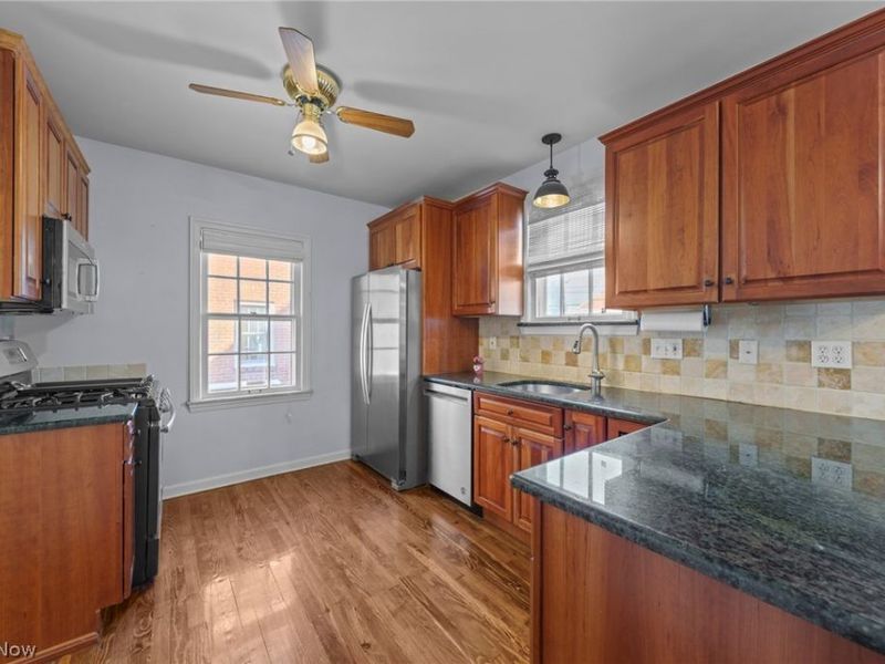 3715 Sutherland Road , Shaker Heights, OH 44122 Photo 13