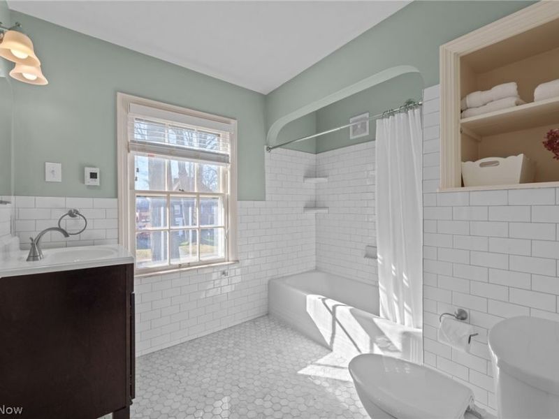 3715 Sutherland Road , Shaker Heights, OH 44122 Photo 20