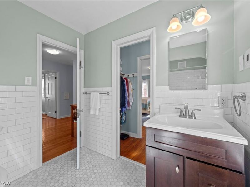 3715 Sutherland Road , Shaker Heights, OH 44122 Photo 21