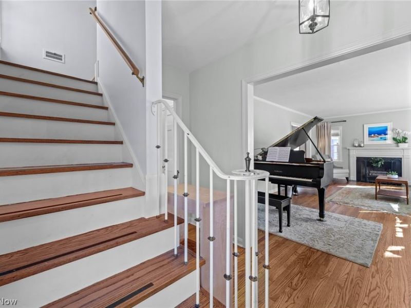 3715 Sutherland Road , Shaker Heights, OH 44122 Photo 4