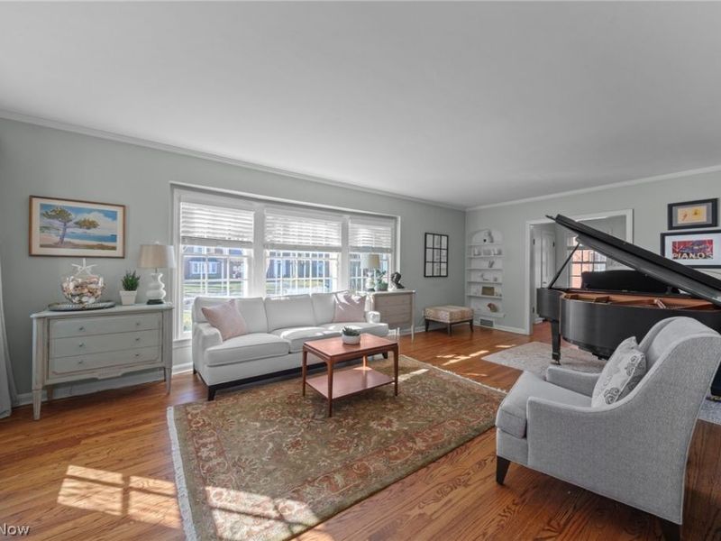 3715 Sutherland Road , Shaker Heights, OH 44122 Photo 6