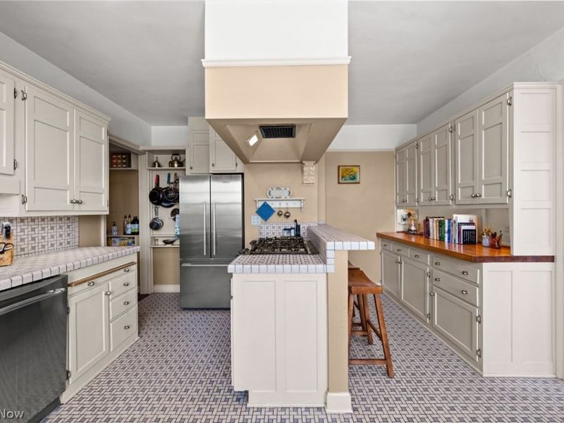 13415 Shaker Boulevard , Unit 12K3, Cleveland, OH 44120 Photo 26