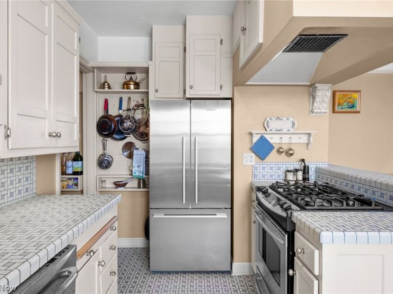 13415 Shaker Boulevard , Unit 12K3, Cleveland, OH 44120 Photo 33