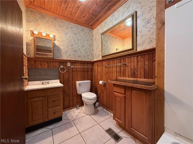 4312 Warner Road , Cleveland, OH 44105 Photo 19