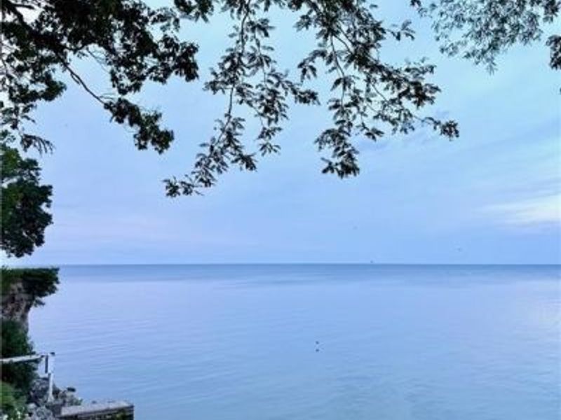 31600 Lake Road , Bay Village, OH 44140 Photo 4