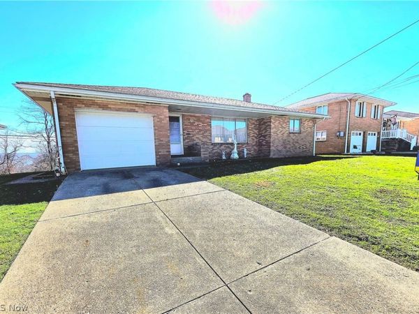 116 Benita Drive , Mingo Junction, OH 43938