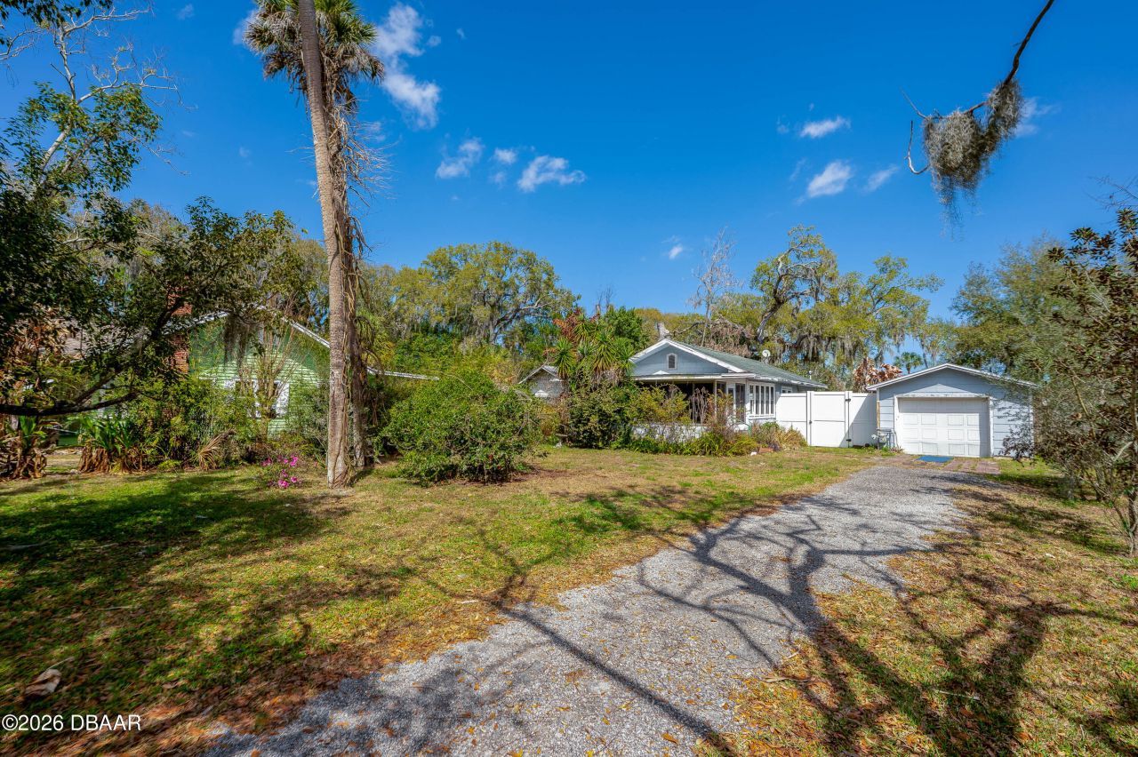 715 Neal Street, New Smyrna Beach, FL 32168 Photo