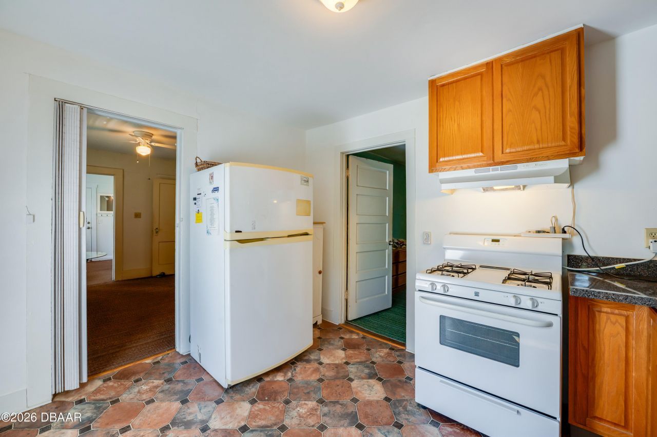 715 Neal Street, New Smyrna Beach, FL 32168 Photo