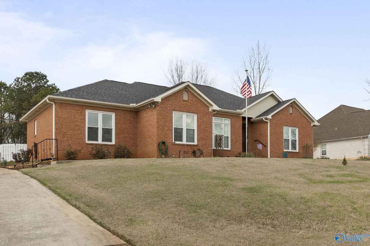 24767 Blossom Lane, Athens, AL 35613 Main Photo