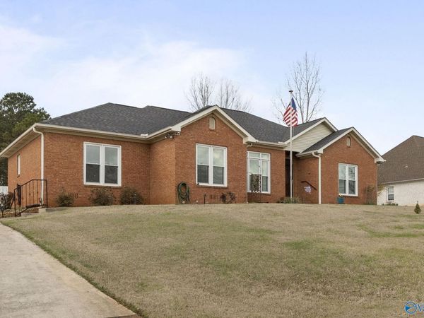 24767 Blossom Lane, Athens, AL 35613
