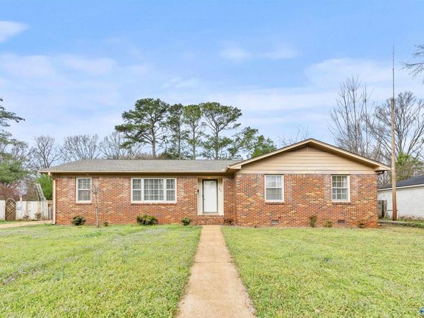 809 13th Avenue SE, Decatur, AL 35601