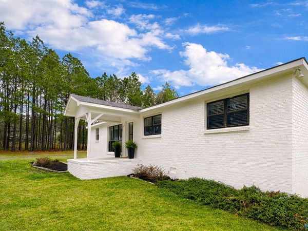 3210 Holmes Road, Hartselle, AL 35640