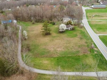 1957 KY-490 , East Bernstadt, KY 40729