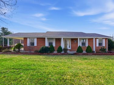 181 Powell Road, Clay City, KY 40312