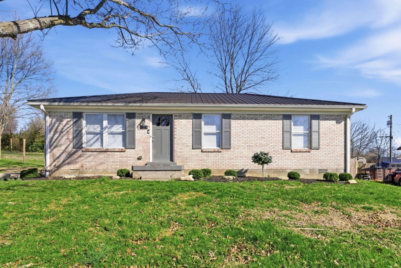 123 Miles Drive, Lancaster, KY 40444 Main Photo