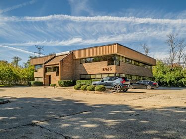 2425 Regency Road, Lexington, KY 40503