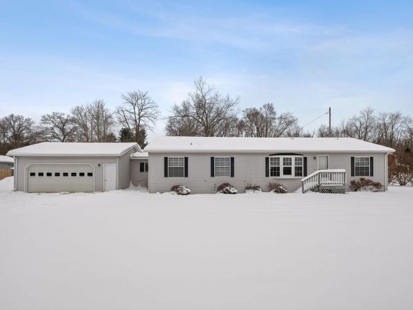 11310 W Bluewater Highway, Lowell, MI 49331
