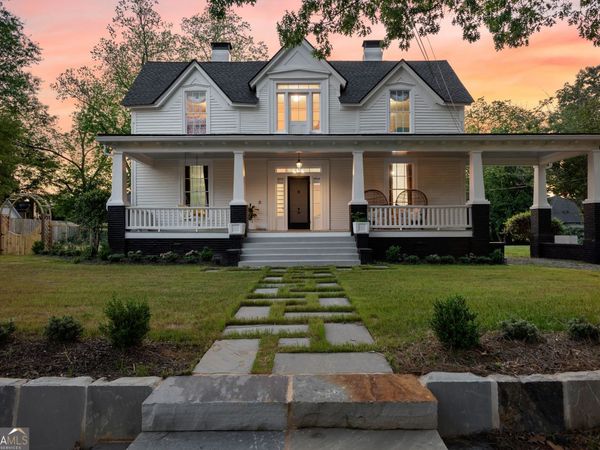 15 Robinson Street, Newnan, GA 30263