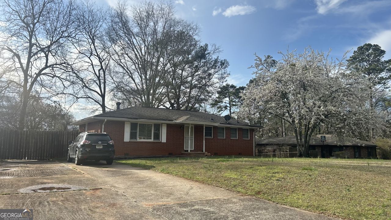434 Dixie Lee Lane, Stone Mountain, GA 30083 Main Photo