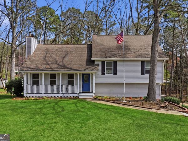 396 Walnut Drive, Woodstock, GA 30189