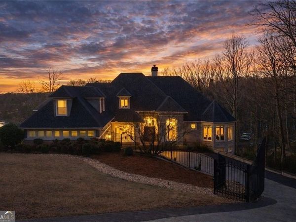 5610 Point West Drive, Oakwood, GA 30566