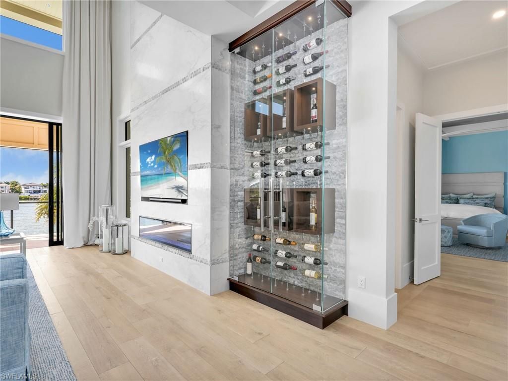 271 3rd St W, Bonita Springs, FL 34134 Photo