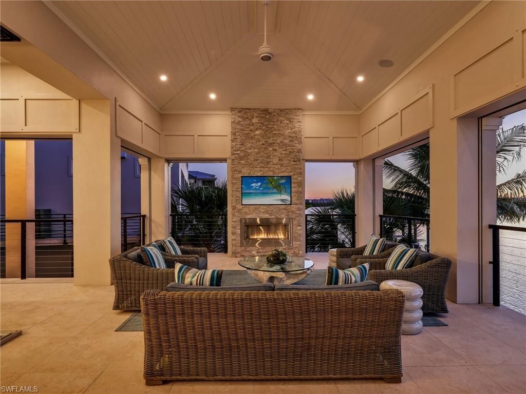 271 3rd St W, Bonita Springs, FL 34134 Photo