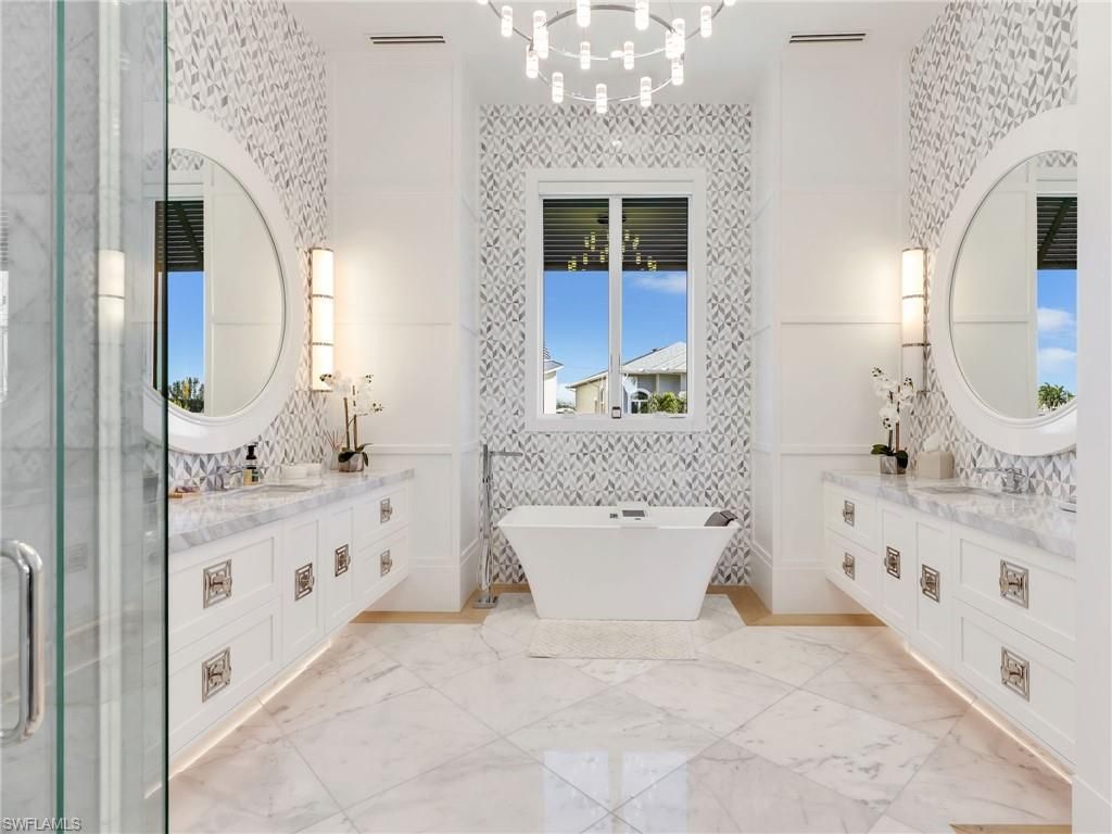 271 3rd St W, Bonita Springs, FL 34134 Photo