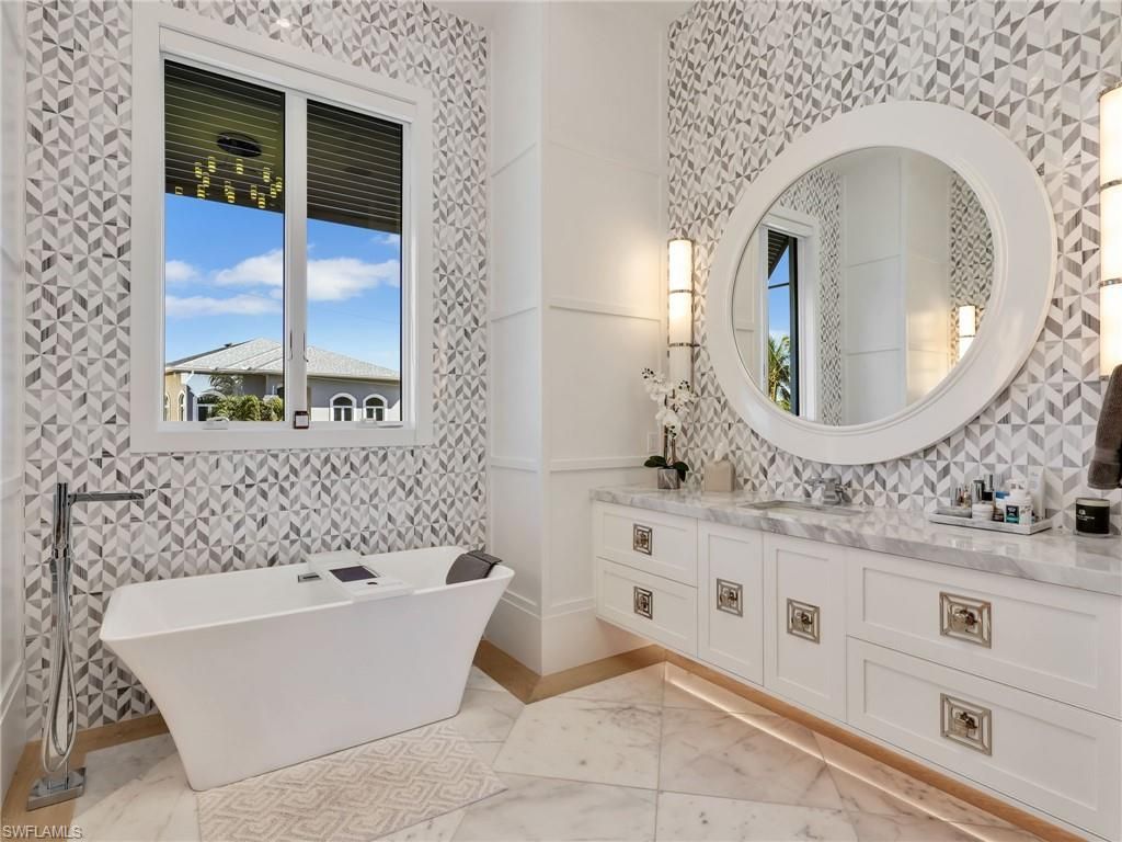 271 3rd St W, Bonita Springs, FL 34134 Photo