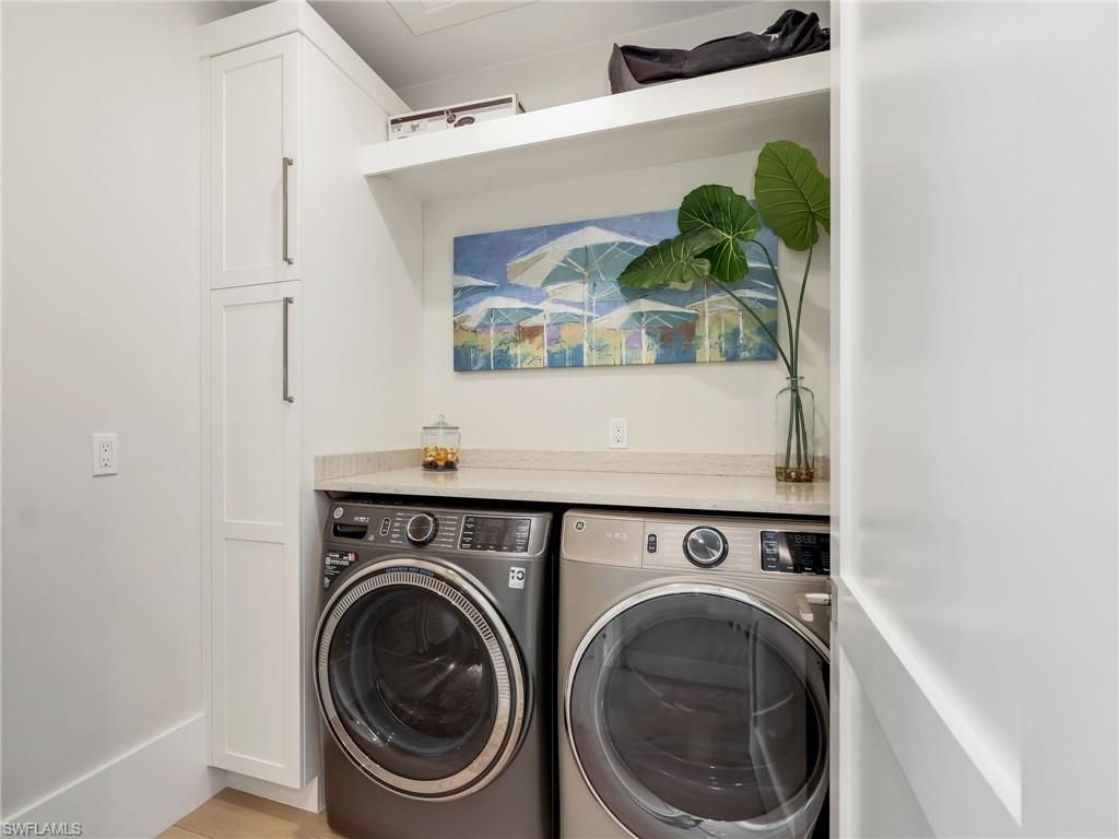 271 3rd St W, Bonita Springs, FL 34134 Photo