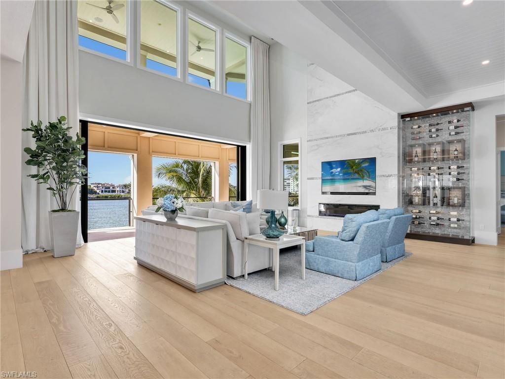 271 3rd St W, Bonita Springs, FL 34134 Photo