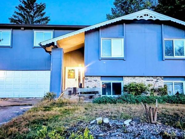 8200 Georgia Court N, Brooklyn Park, MN 55445