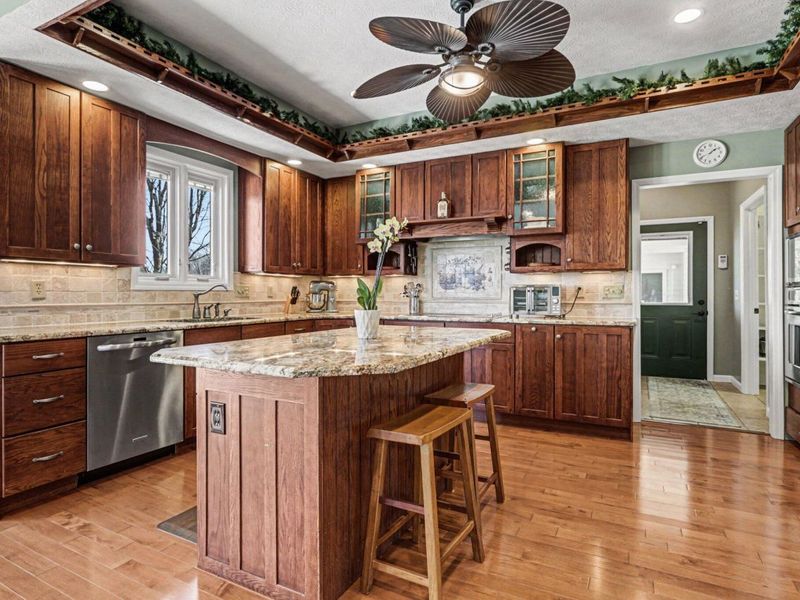 1855 Spring Valley Road , London, OH 43140 Photo 9