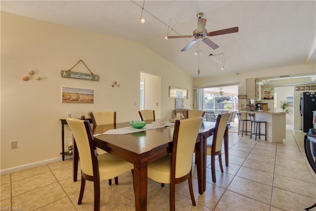 318 SE 33rd Ter , Cape Coral, FL 33904 Photo