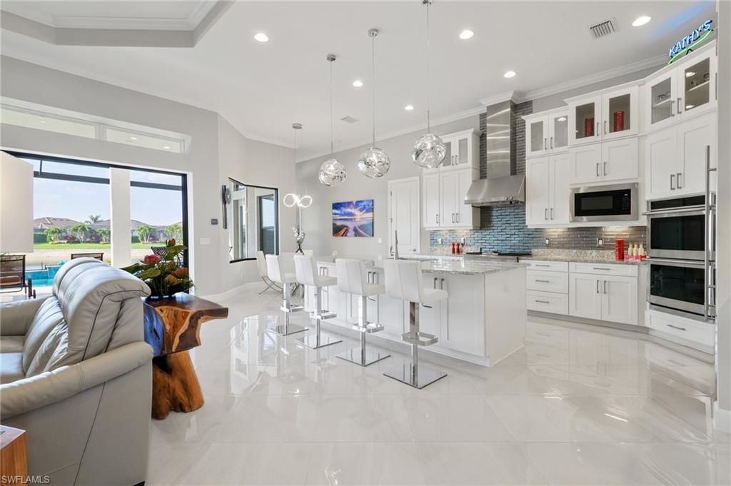 9345 Tulipano Ter, Naples, FL 34119 Photo