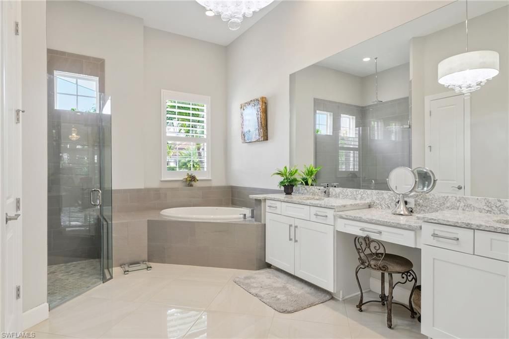 9345 Tulipano Ter, Naples, FL 34119 Photo