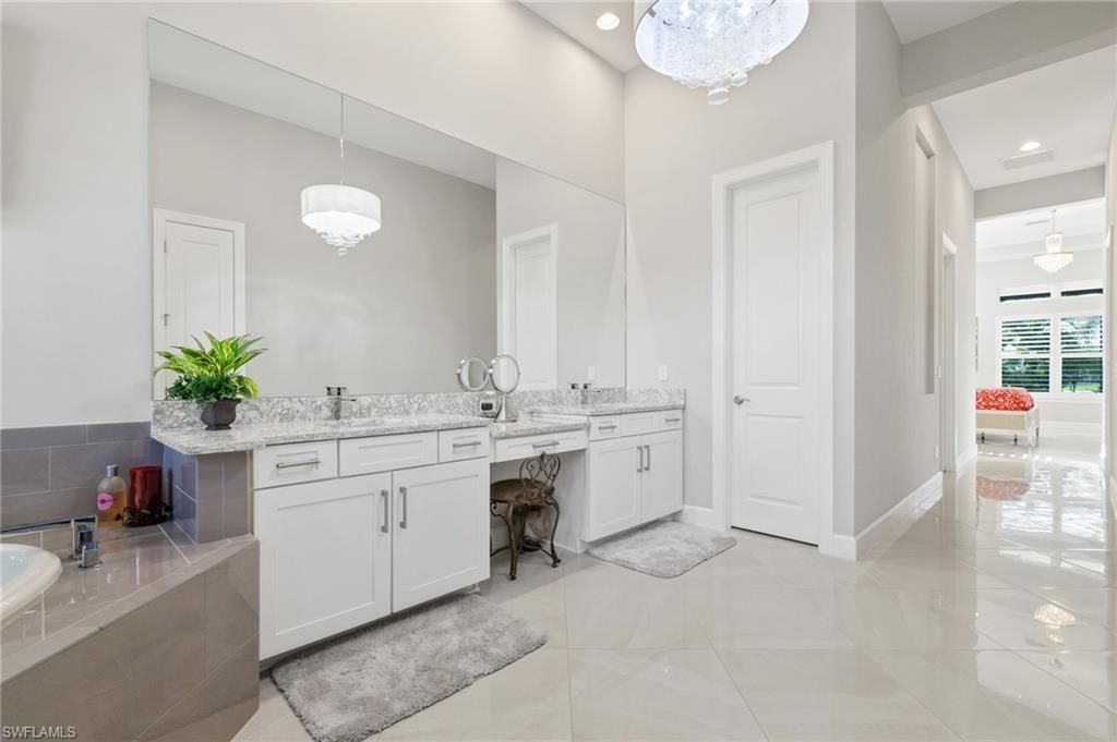 9345 Tulipano Ter, Naples, FL 34119 Photo